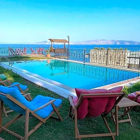 Carla 3* Datça